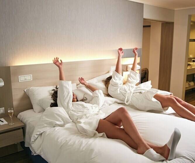 اتاق لوکس با چشم‌انداز شهر, Pullman Vina Del Mar San Martín