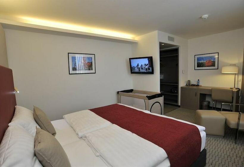 اتاق لوکس, Golden Tulip Kassel Hotel Reiss