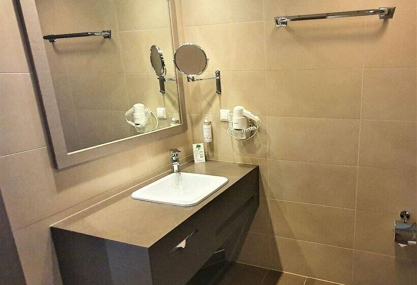 سوییت, Golden Tulip Kassel Hotel Reiss
