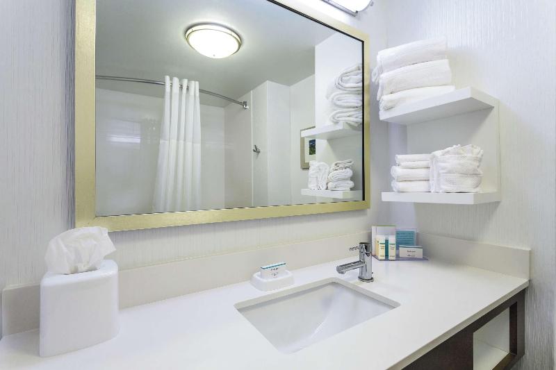 اتاق لوکس, Golden Tulip Kassel Hotel Reiss