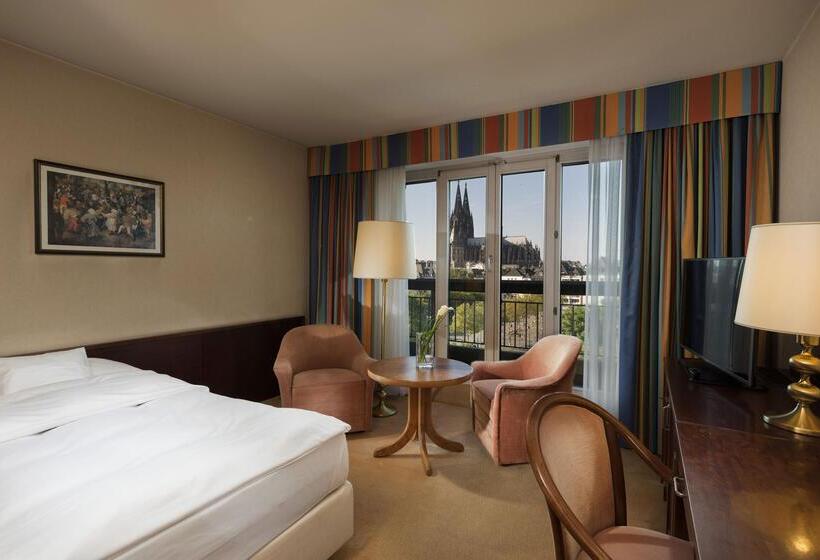 اتاق سوپریور یک تخته, Maritim Hotel Köln