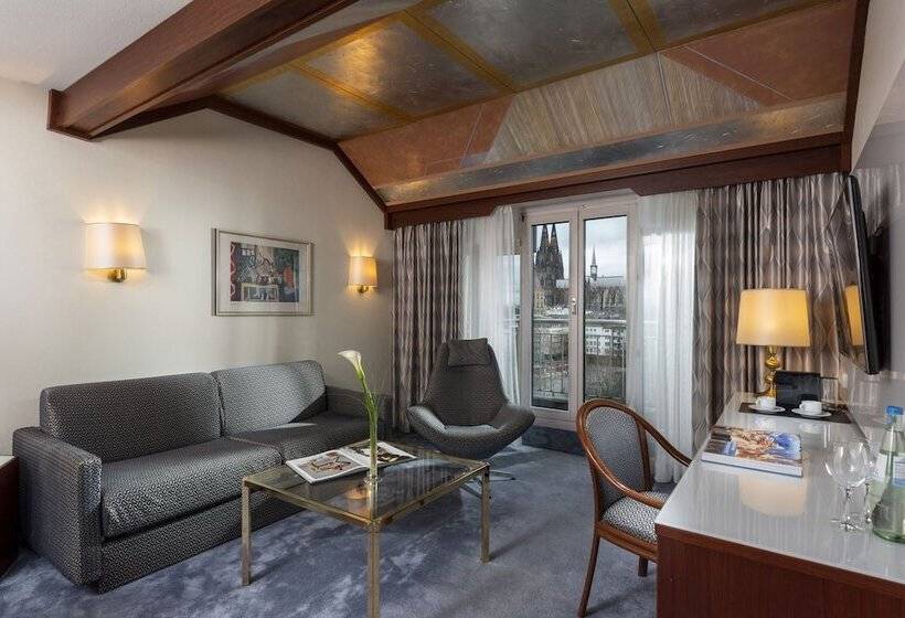 سوییت جونیور, Maritim Hotel Köln