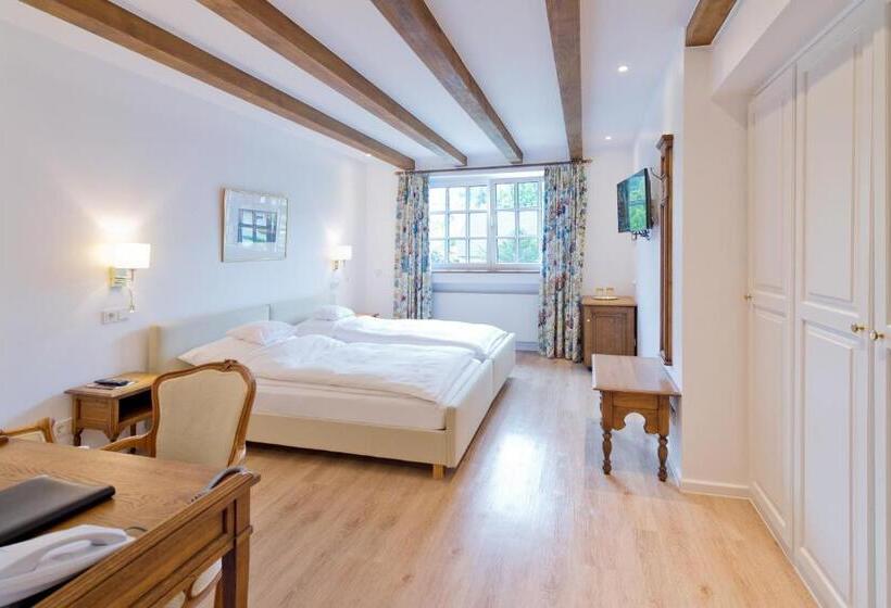 اتاق سوپریور, Romantik Waldhotel Mangold