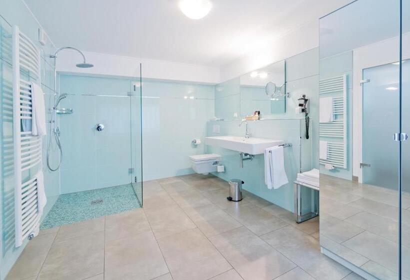 اتاق لوکس, Romantik Waldhotel Mangold
