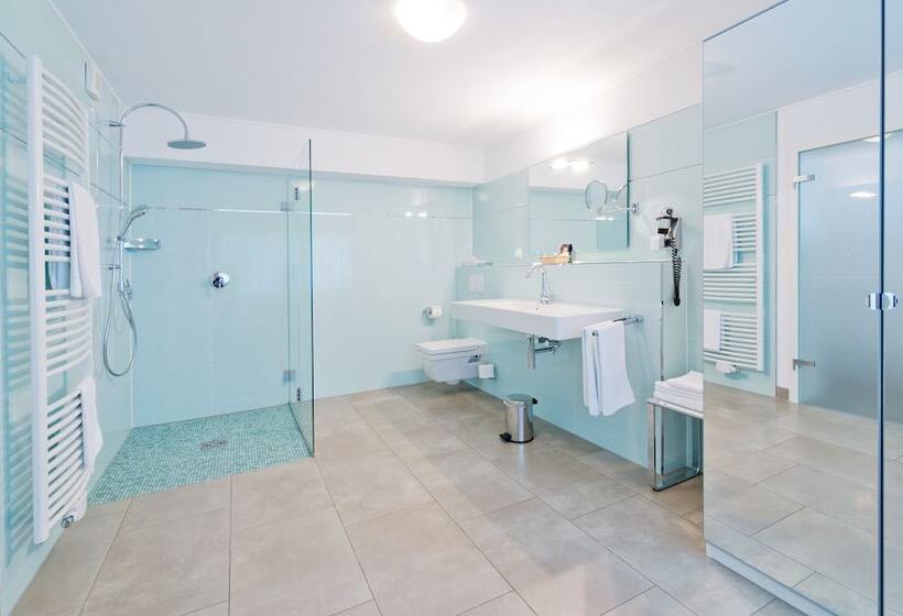 اتاق لوکس, Romantik Waldhotel Mangold