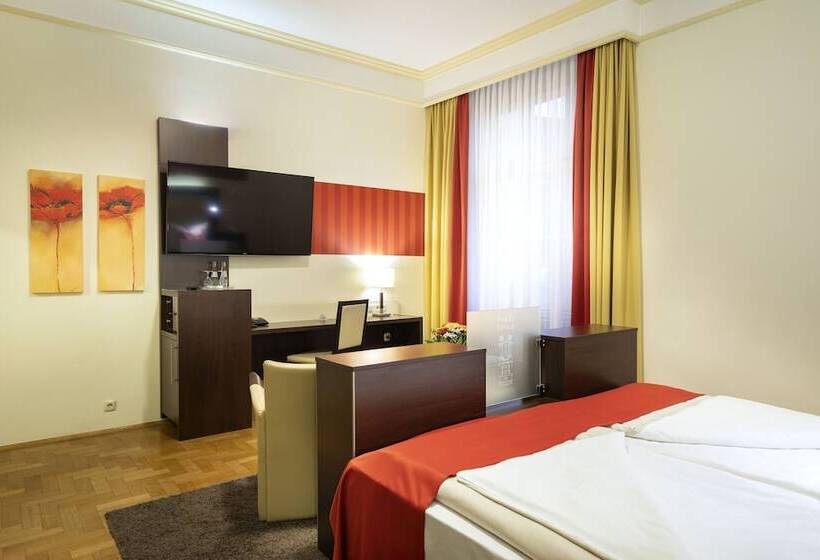 Полулюкс, Achat Sternhotel Bonn