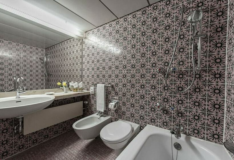 Классический Номер, Maritim Strandhotel Travemünde