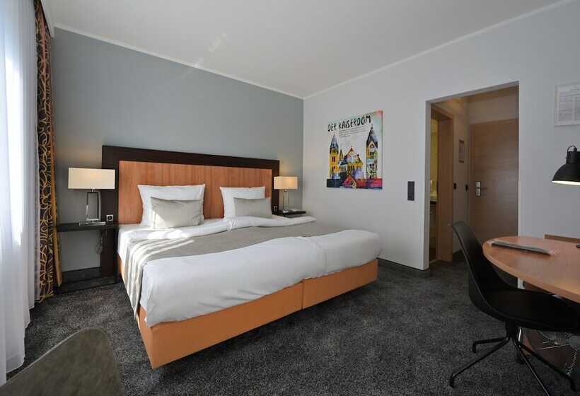 コンフォートルーム, & Living Am Wartturm   Hotel & Apartments