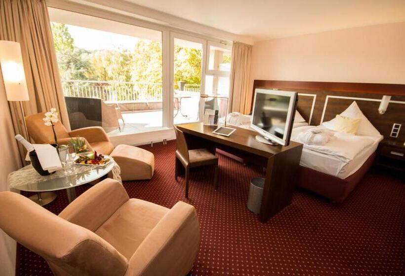 اتاق سوپریور با بالکن, Ringhotel Zweibruecker Hof