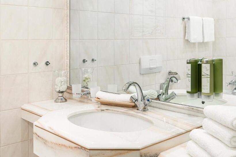Полулюкс, Victor S Seehotel Weingärtner Bostalsee