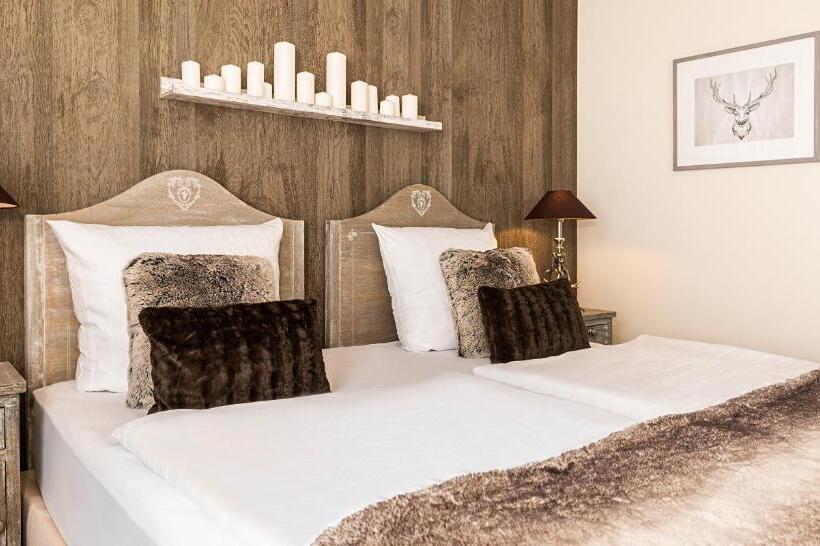 Полулюкс Классика, Victor S Seehotel Weingärtner Bostalsee