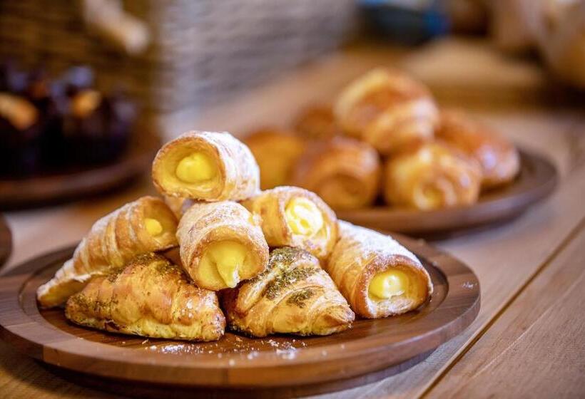 سوئیت ریاست جمهوری 2 خوابه, Sheraton Grand Doha Resort & Convention