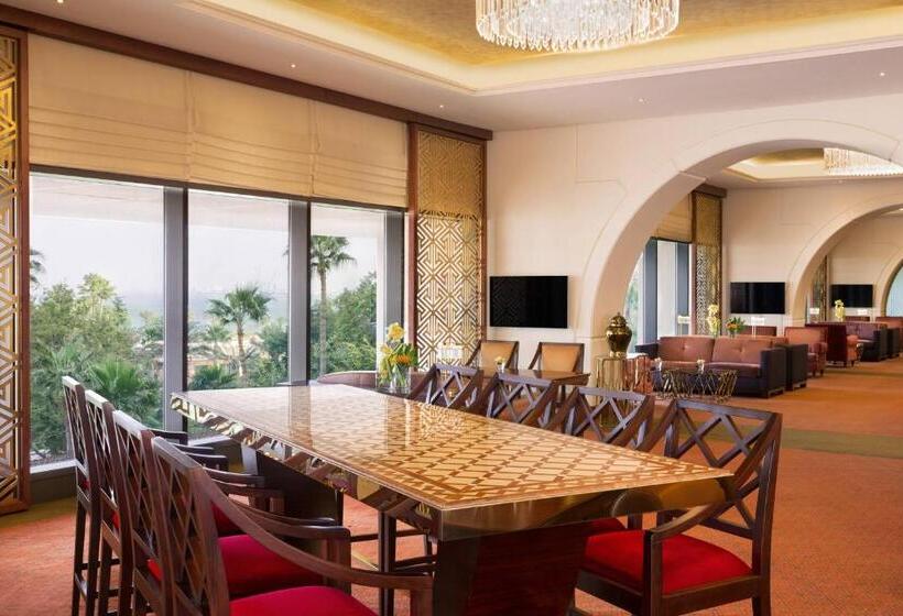 سوئیت ریاست جمهوری 2 خوابه, Sheraton Grand Doha Resort & Convention