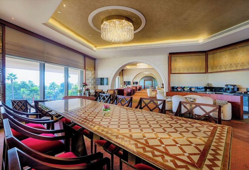 سوئیت ریاست جمهوری 2 خوابه, Sheraton Grand Doha Resort & Convention