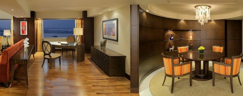 سوییت اجرایی, Hyatt Regency Dubai   Corniche