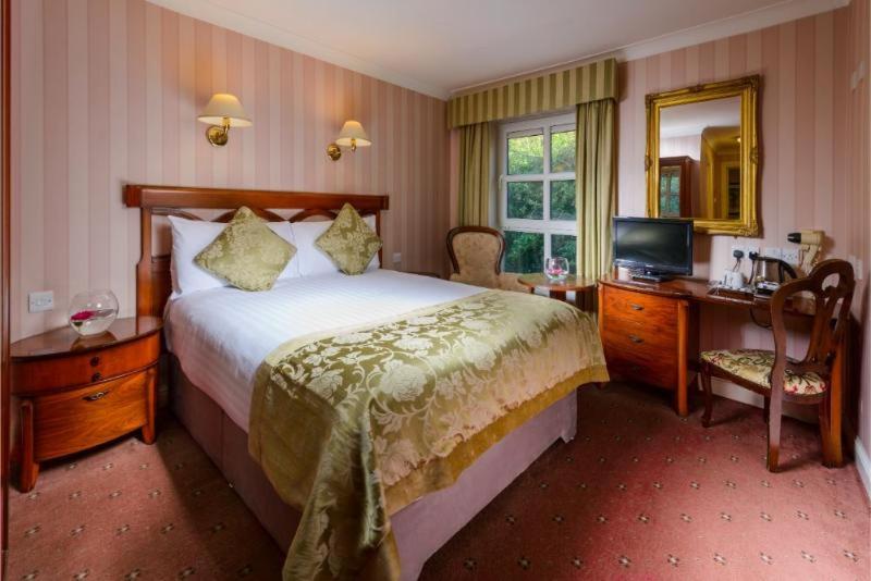 Номер Стандарт, Killarney Dromhall