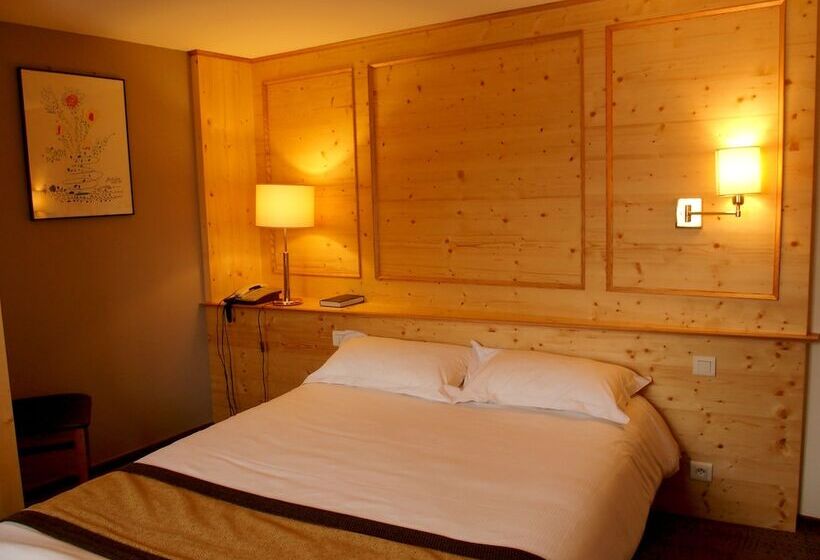 Номер Комфорт, Logis Hotel Restaurant A L Etoile