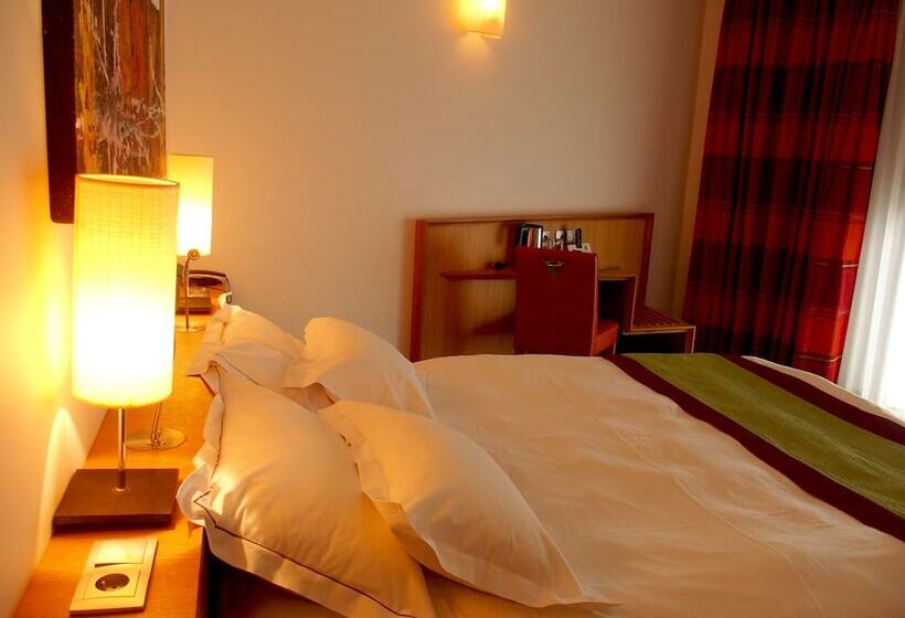 Номер Superior Одноместный, Logis Hotel Restaurant A L Etoile