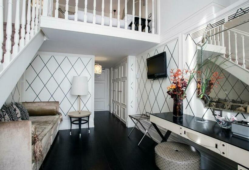 Duplex Junior Suite, Castille Paris – Starhotels Collezione