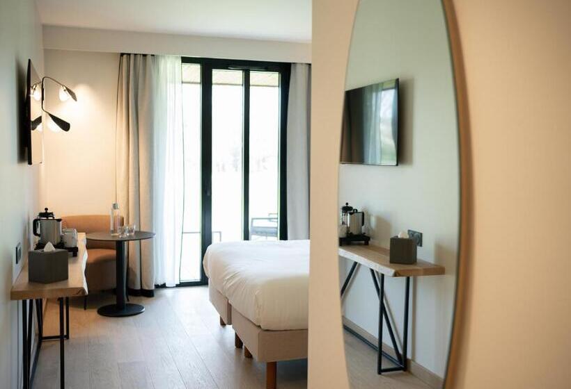 Comfort room with terrace, Auberge De La Caillère