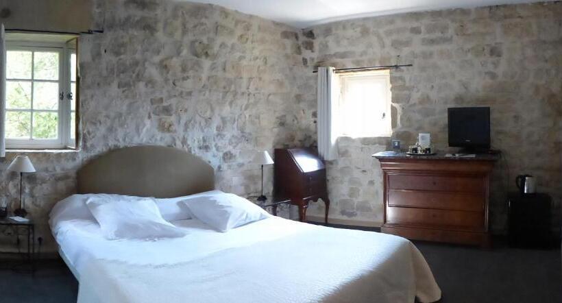 Классический Номер, Château D Arpaillargues   Teritoria