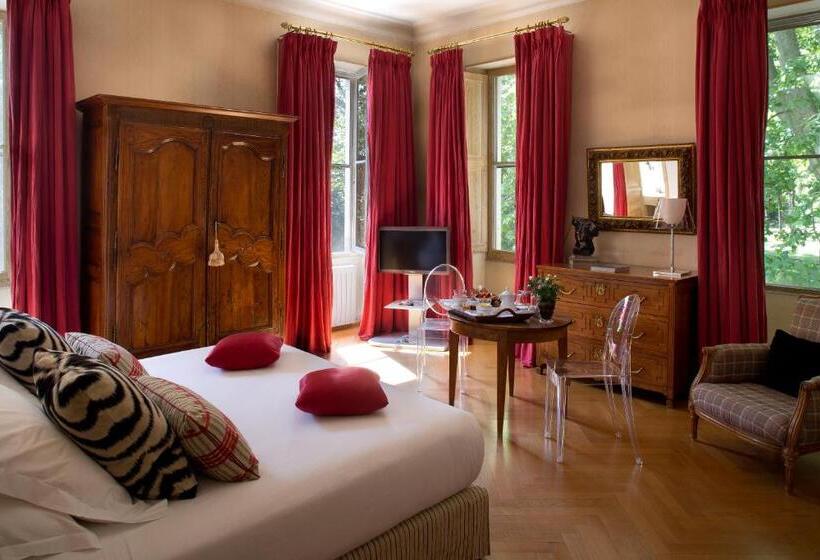 اتاق لوکس, Château Des Alpilles