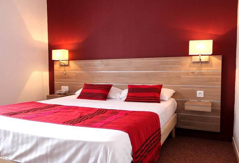 اتاق راحتی, Hôtel Chantepie