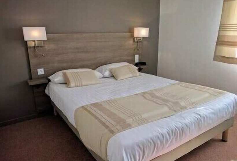 اتاق راحتی, Hôtel Chantepie