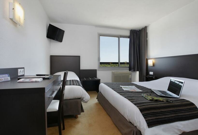 Номер Стандарт Трехместный, Brit Hotel Opal Centre Port