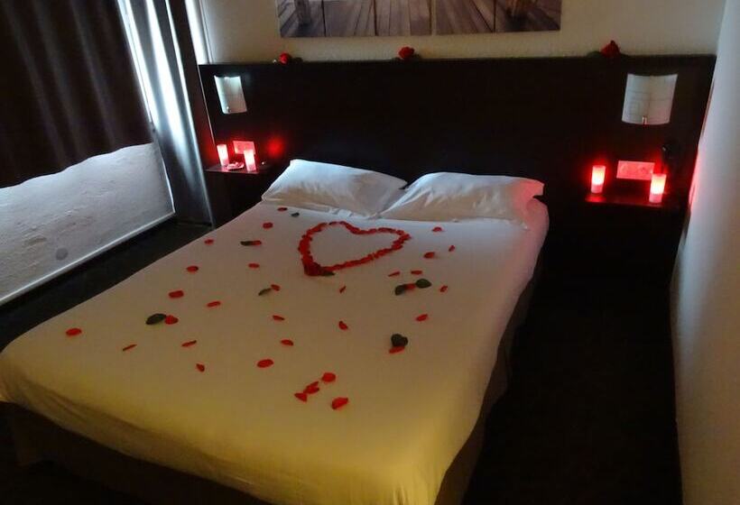 Romantic Room, Brit Hotel Opal Centre Port