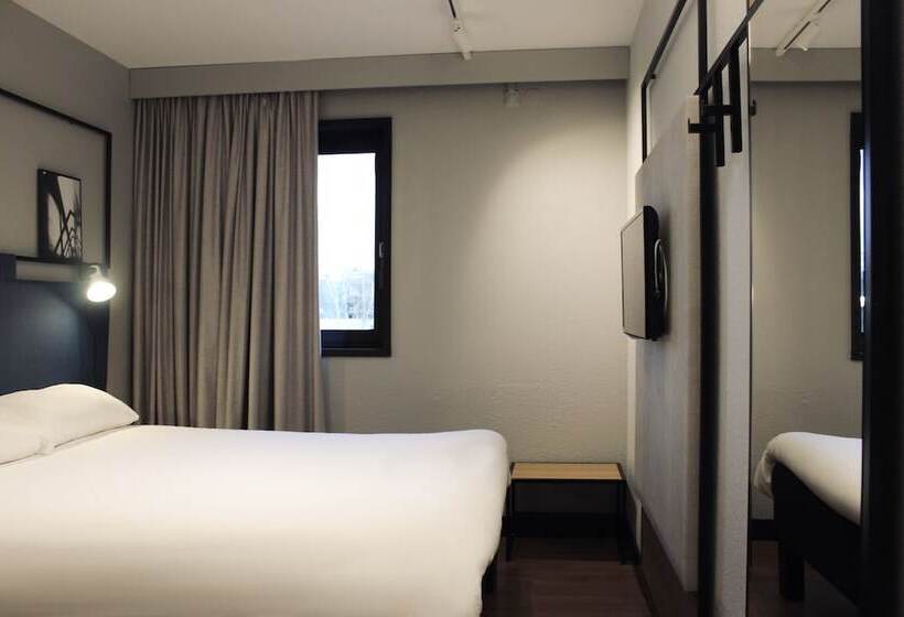 اتاق استاندارد با تخت دوبل, Ibis évry Courcouronnes