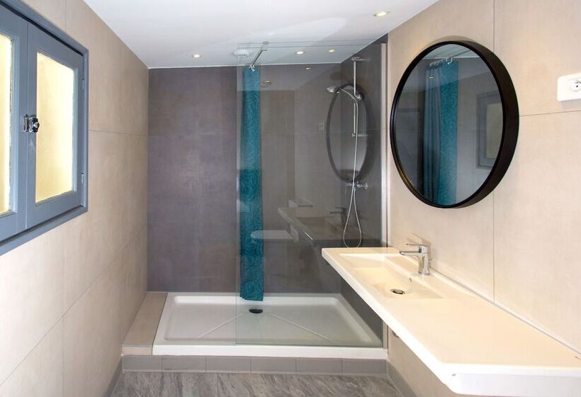 Номер Стандарт Трехместный, Villa Saint Exupery Beach Hostel
