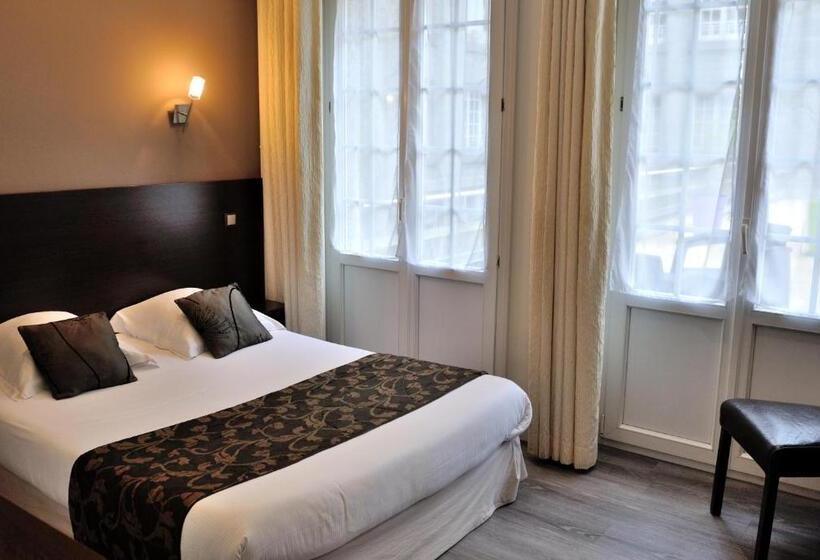 Comfort room with balcony, Le Croiseur Ginette   Reouverture Après Travaux Avril 2025