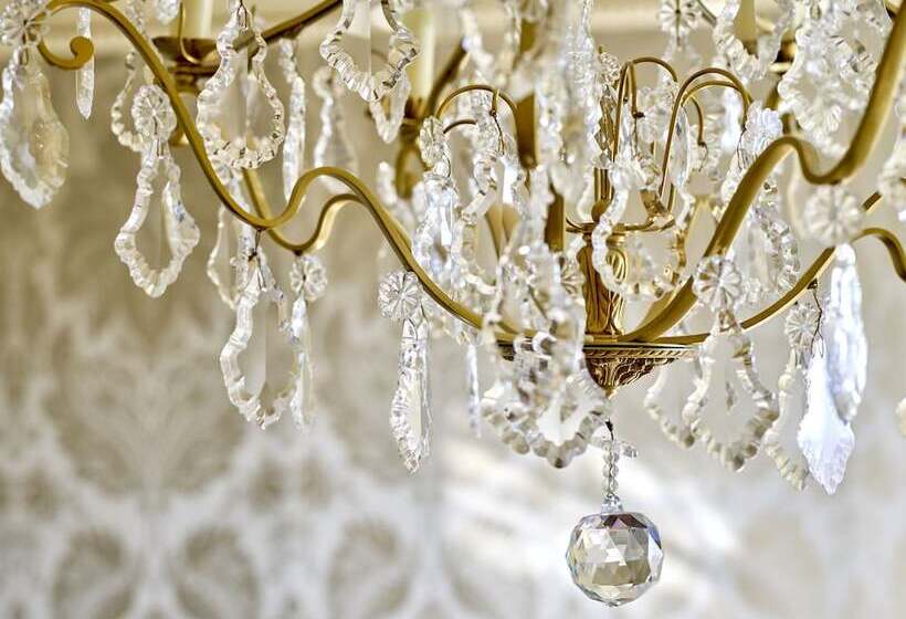 Suite, Le Meurice – Dorchester Collection