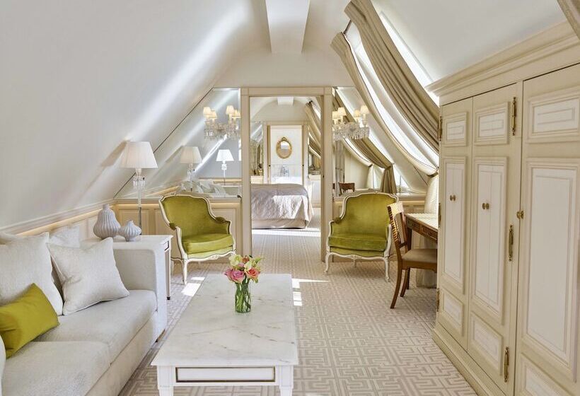 Suite, Le Meurice – Dorchester Collection