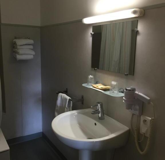 اتاق راحتی, Logis Hôtel Le Manoir & Lounge