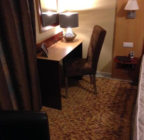 اتاق راحتی, Logis Hôtel Le Manoir & Lounge