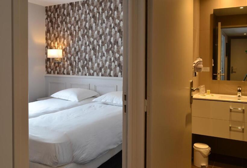 اتاق استاندارد چهار تخته, Logis Hôtel Restaurant Le Monarque