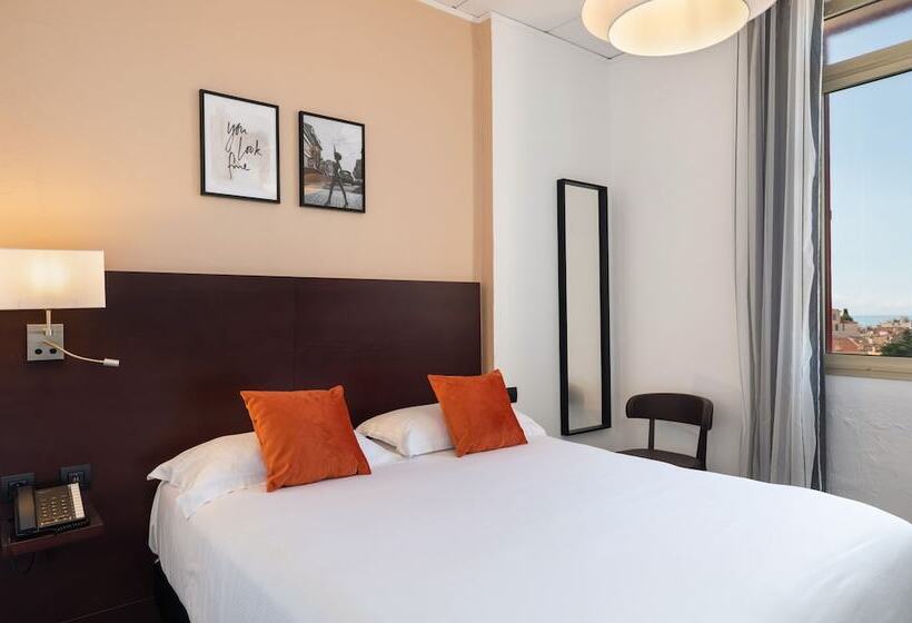 اتاق سوپریور با چشم‌انداز دریا, The Originals Boutique, Hôtel Des Orangers, Cannes