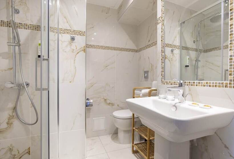 اتاق سوپریور با چشم‌انداز دریا, The Originals Boutique, Hôtel Des Orangers, Cannes