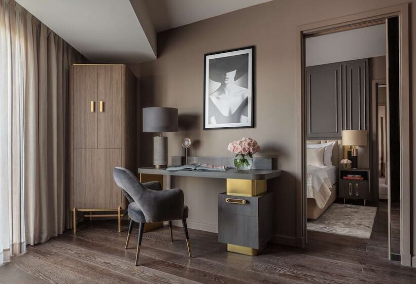 스위트, Anantara Plaza Nice