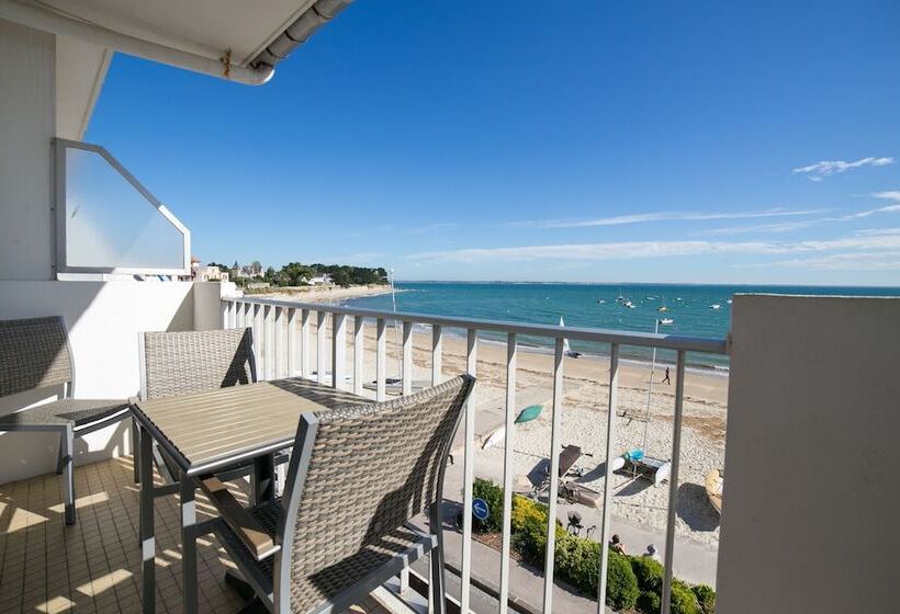 חדר משפחתי נוף לים, De La Plage