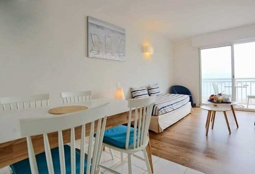 דירת חדר נוף לים, De La Plage