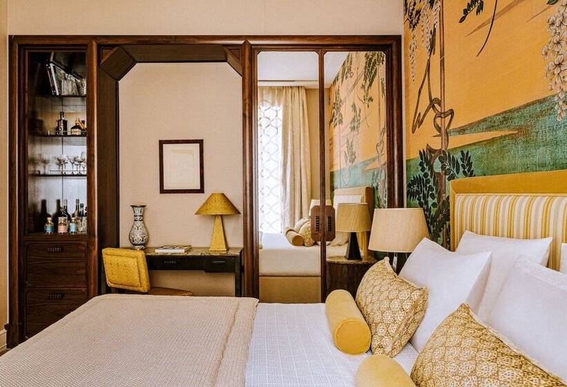 סוויטת ג'וניור, Saint James Paris   Relais & Chateaux