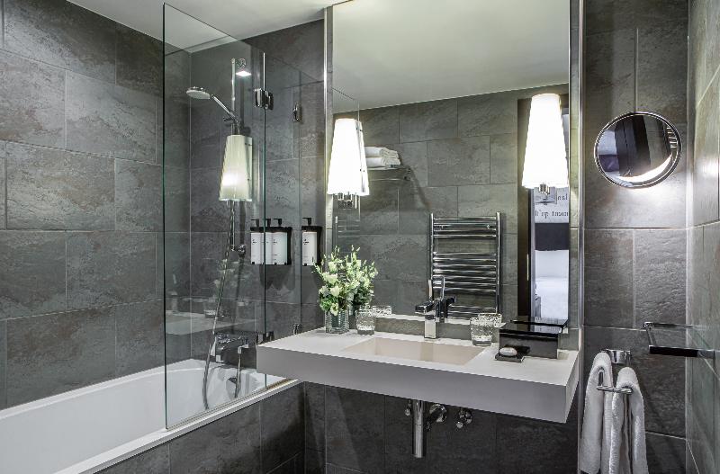 سوئیت جونیور با تخت بزرگ, Sofitel Strasbourg Grande Ile