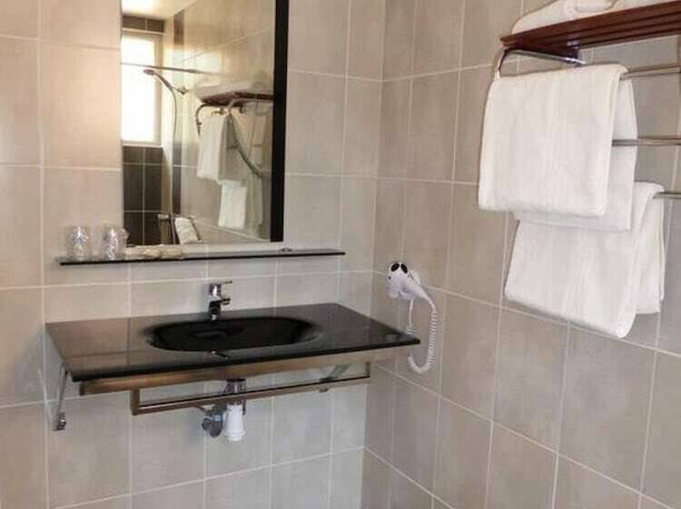 اتاق استاندارد, The Originals Access, Hostellerie Des Pins