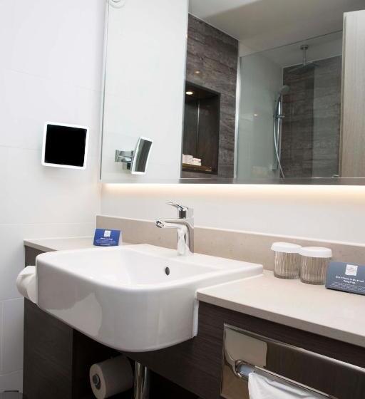 اتاق اجرایی, Crowne Plaza Basingstoke, An Ihg