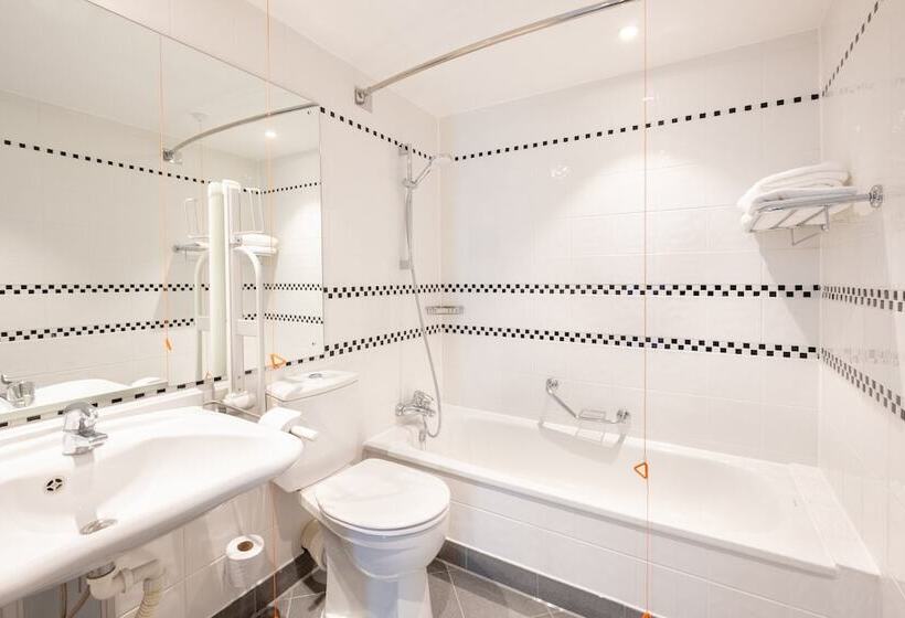 Номер Стандарт, Holiday Inn Leicester City, An Ihg