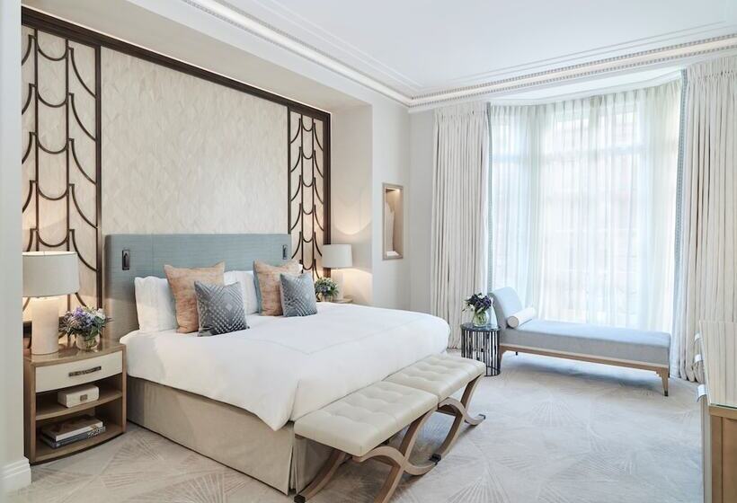 Люкс, Claridge S, Maybourne Hotel Collection