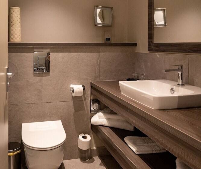 חדר סטנדרט, Mercure Milton Keynes
